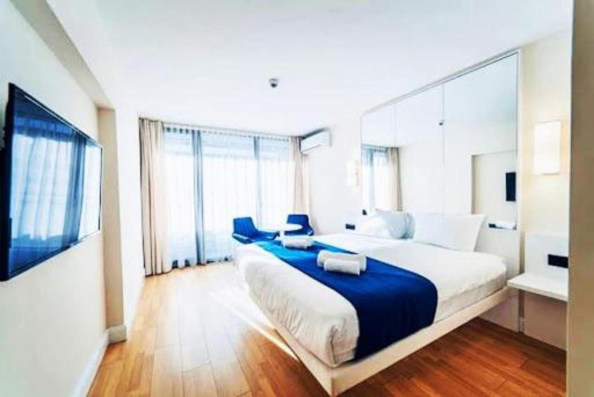 Delux Sea View Aparthotel In Orbi City Batumi Exterior foto