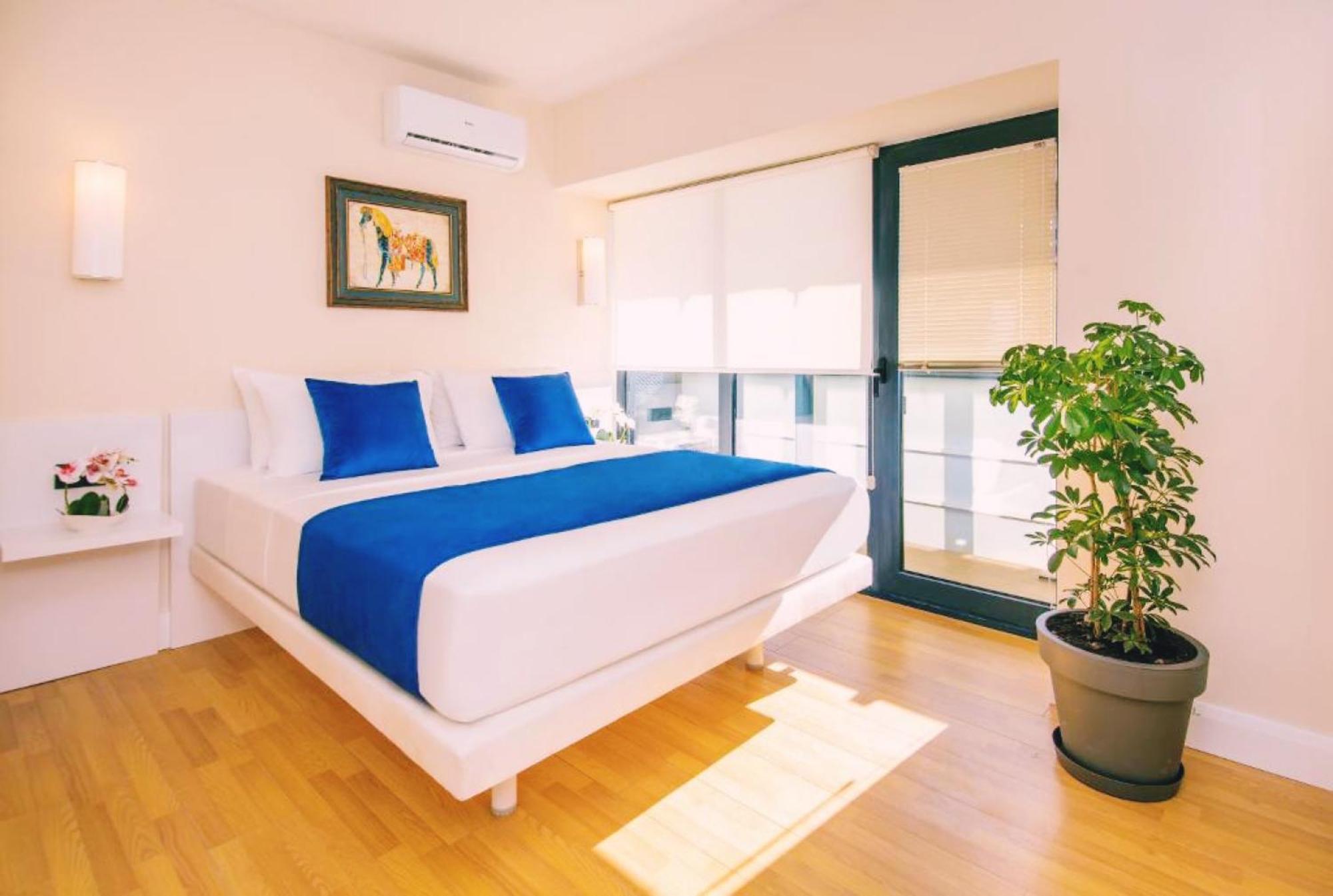 Delux Sea View Aparthotel In Orbi City Batumi Exterior foto