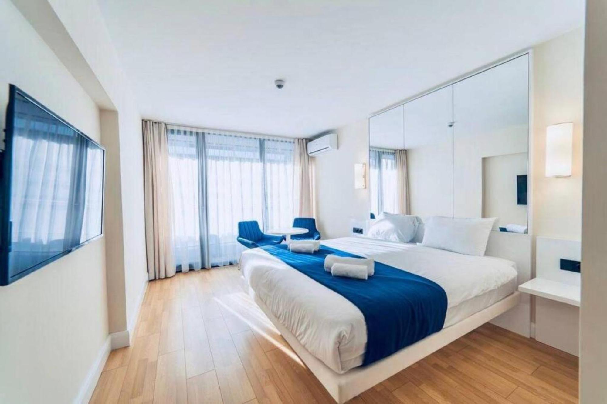 Delux Sea View Aparthotel In Orbi City Batumi Exterior foto