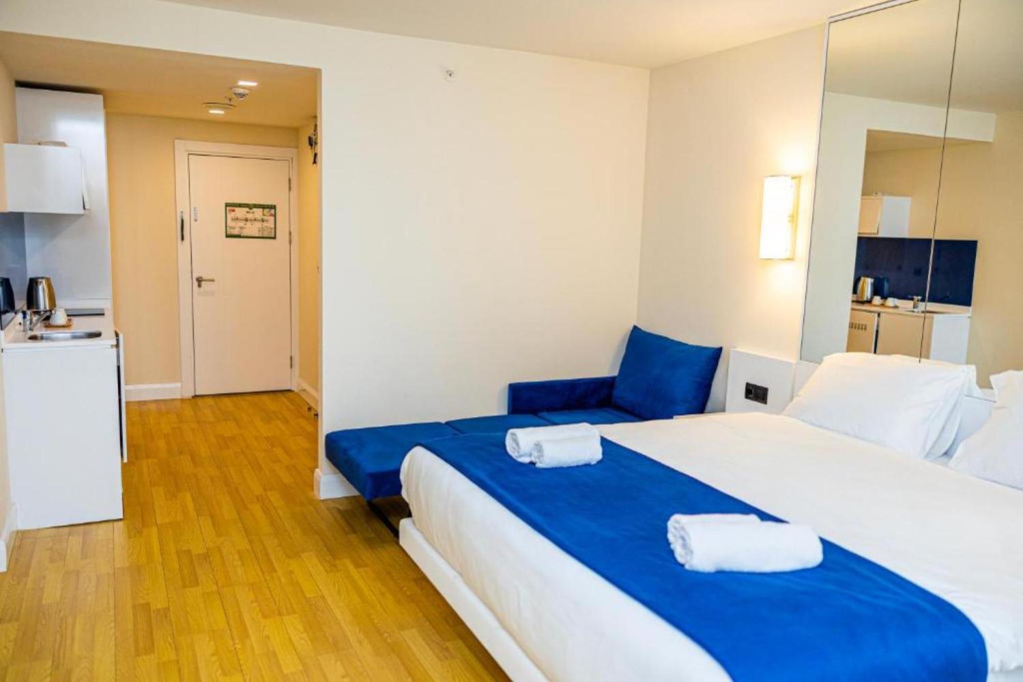 Delux Sea View Aparthotel In Orbi City Batumi Exterior foto