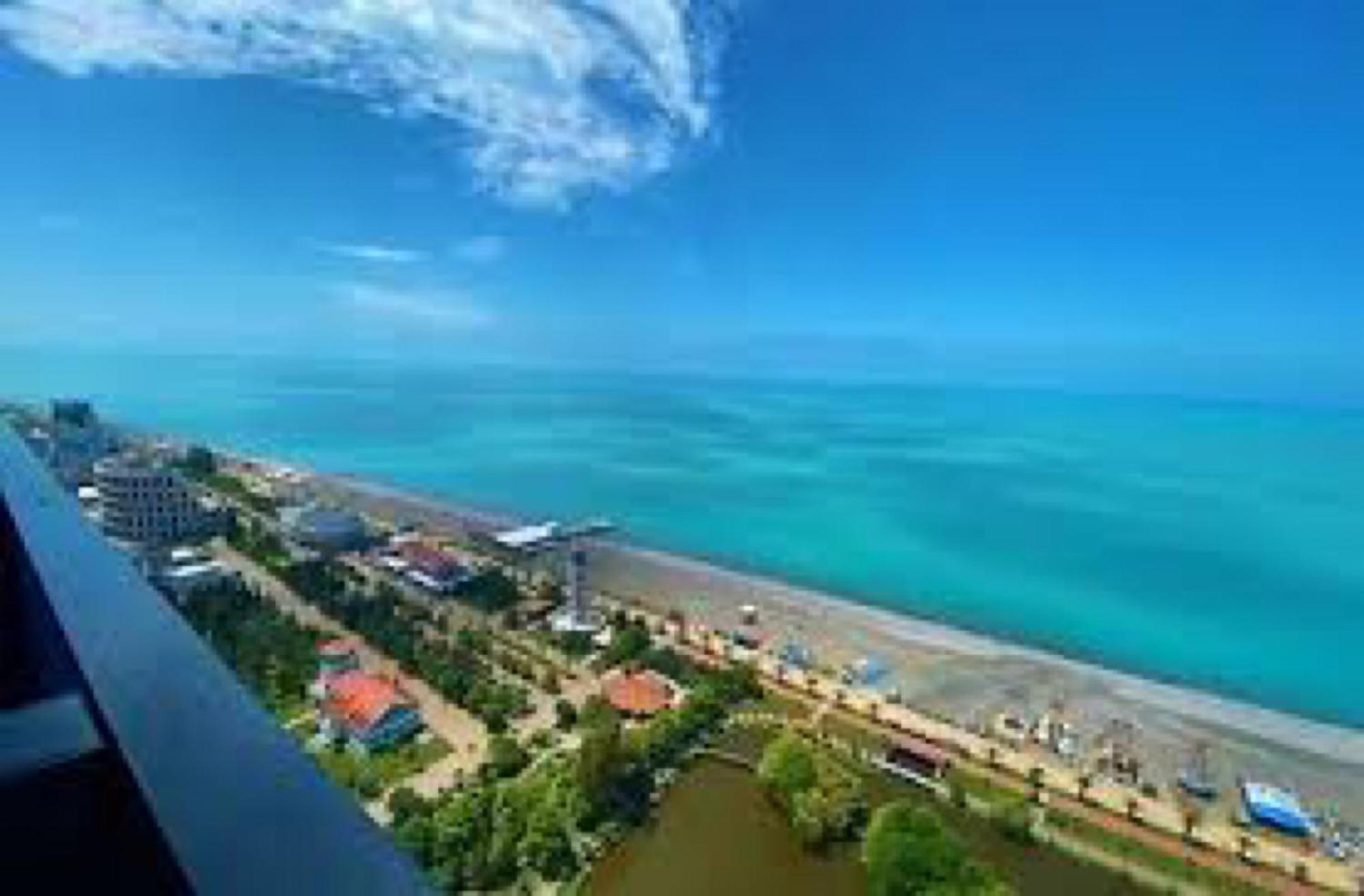 Delux Sea View Aparthotel In Orbi City Batumi Exterior foto